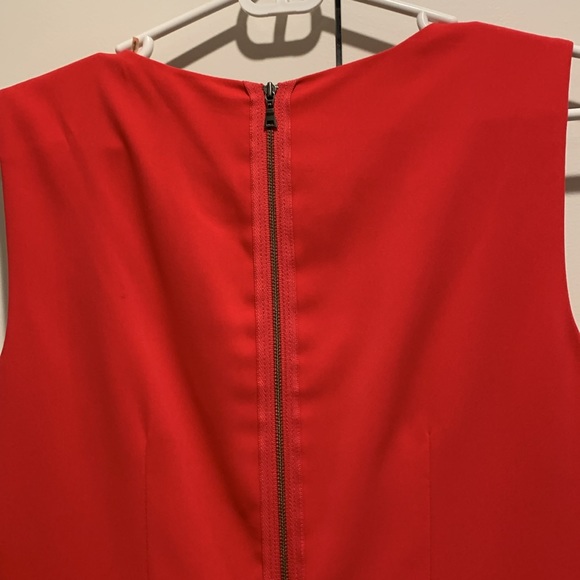 Tahari women’s dress - Picture 5 of 9